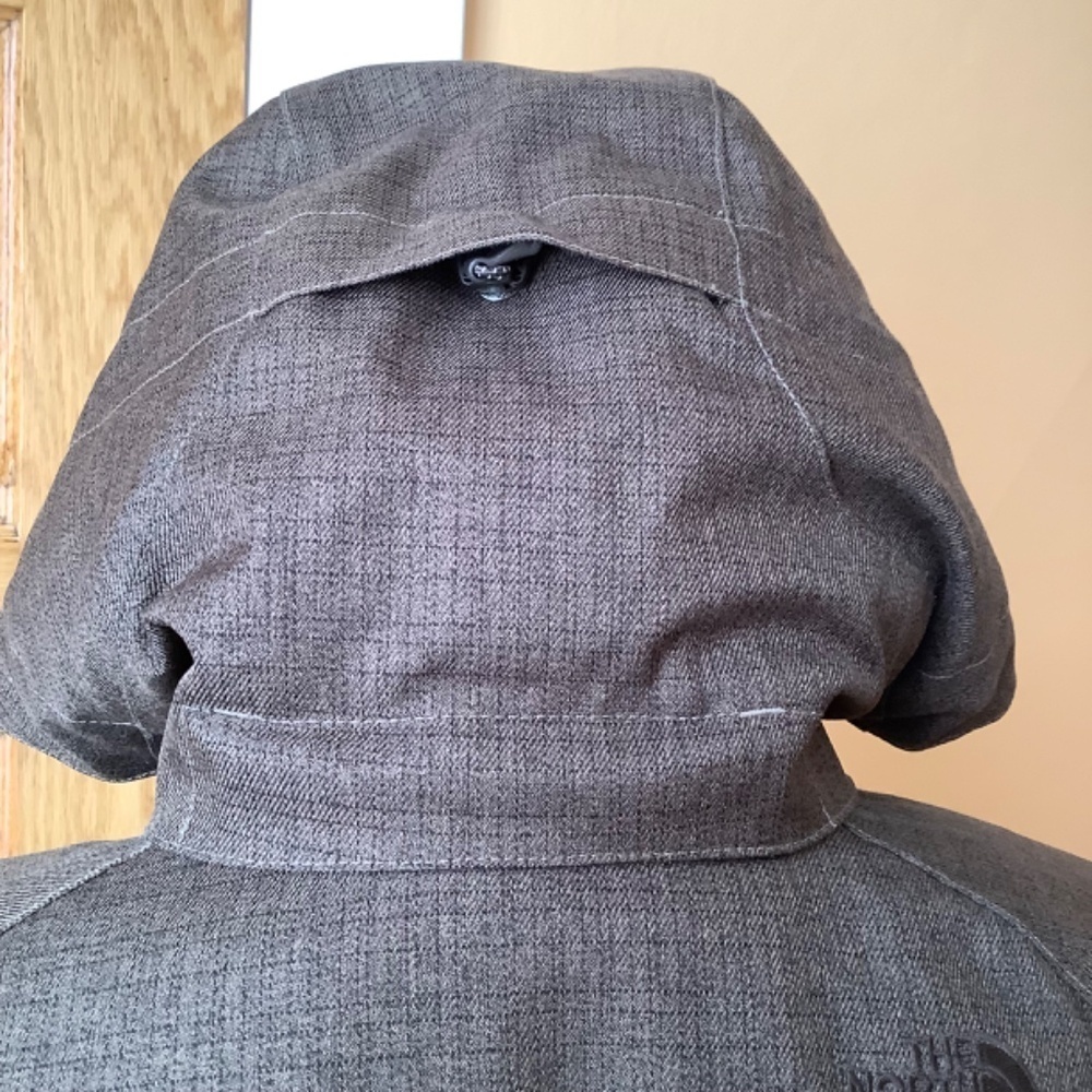 THE NORTH FACE HyVent 600 Belted Puffer Coat Size S - Picture 7 of 16